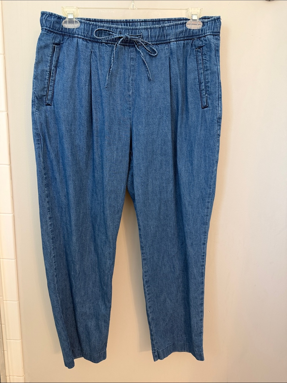 Old Navy Women's Straight Leg Drawstring Jeans - Blue